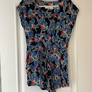 EUC - Lucy Love Tropical Print Romper (M)